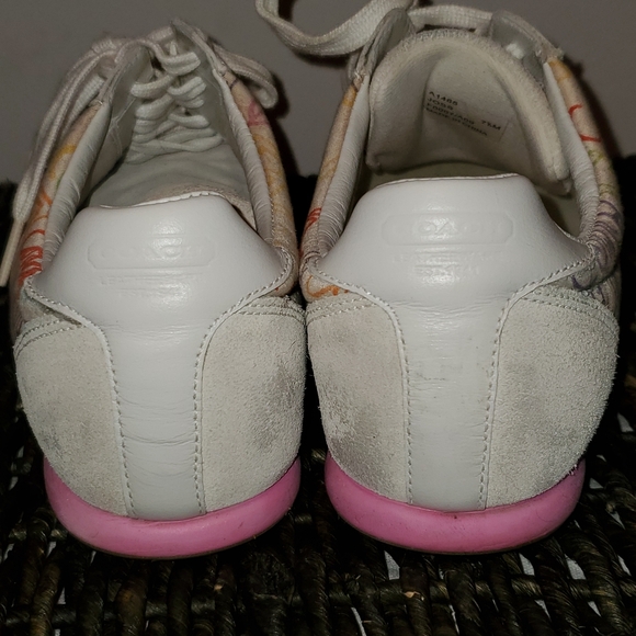 Coach Joss scribble logo size 7 1/2 m shoes - Picture 6 of 8